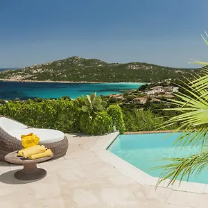 https://villa-anna-porto-cervo.in-sardinia.net